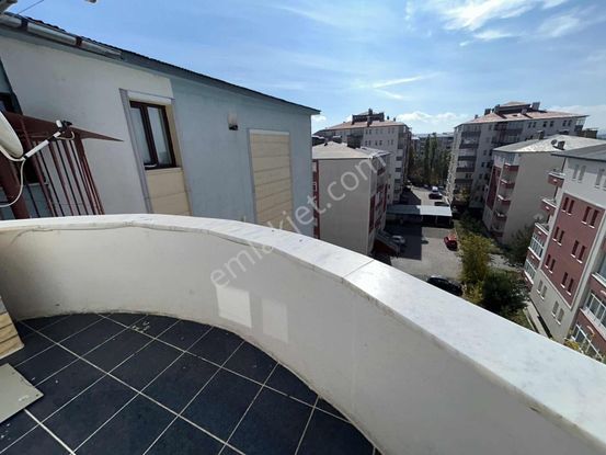 İnönü Cad. 3 Dk! 160m², Ebeveyn Banyolu, Güney Cepheli Asansör
