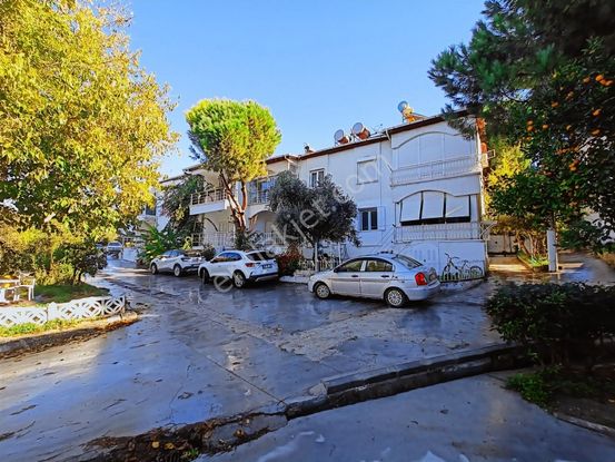 Kuşadası Kadınlar Denizi Bölgesinde Sahile Yakın Yazlık