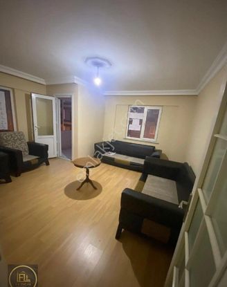 F-l Emlaktan İstiklal Mah. Toplu Taşıma Araçları Güzergahinda Arakat , Geniş Ferah 2+1