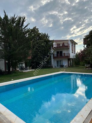 Sahibinden Öğretim Üyesinden Alman Mimari Triplex Havuzlu Villa Şehir Merkezinde