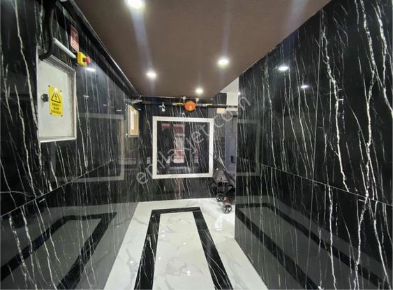 Yıldırımda Merkezi Konumlu 1yıllık Y.giriş 3+1 Daire