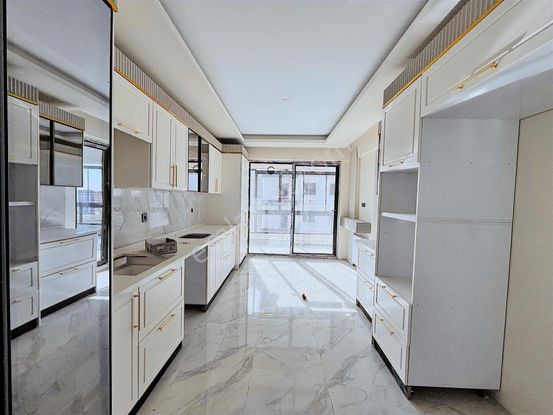 Şehitlik Mahallesinin En Prestijli 4+1 Dairesi