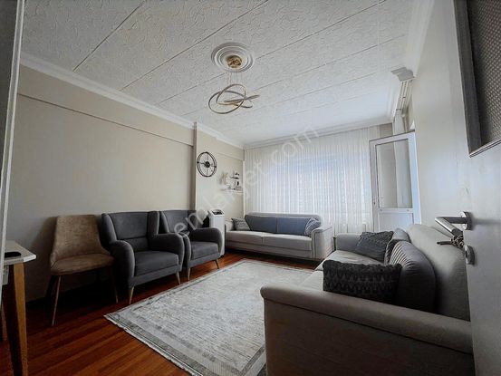 Doğanevler Caddesine 50 Metre Metroya 3.dk. 2+1 Tadilatlı Daire