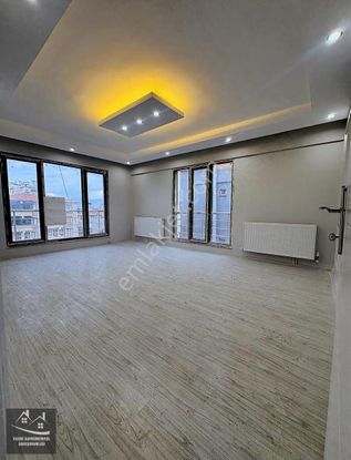 Somaprestij Caddesi Üstünde Satılık Daire