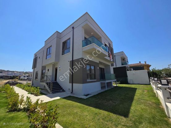 Yalova Özden Mah Ultra Lüks,eşsiz Konumda Satılık 4+1 Tripleks