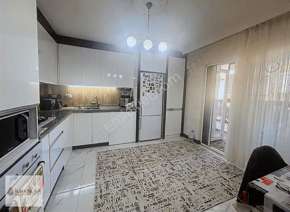 Kırıkkale Çalılıöz Mah. E. Banyolu İki Yıllık 3+1 Satılık Daire