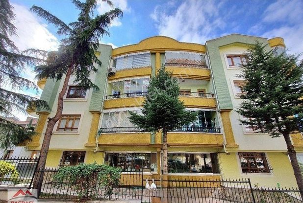 Barışyolu Caddesi Ortakat 3+1 Çift Banyo Bağımsız 130m2 Güney Cephe Cam Balkonlu Yapılı