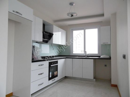 Sarıçam Gültepe De 3+1 Site İçinde Satılık Fırsat Dairesi