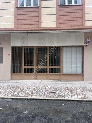 Ataşehir Merkez Opet Ve Hastane Önü. Dükkan_depo