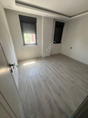 Antalya Demirel Mahallesi Tranvay Dibi