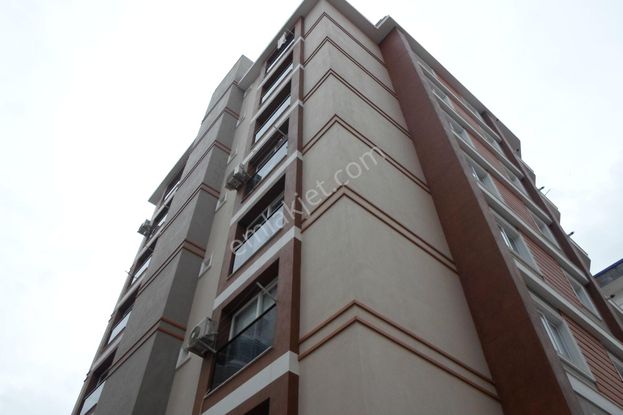 Mezitli 2+1 D.gazlı.merkezde.merkezi.otparlı.2 Banyolu.salon Ayrı