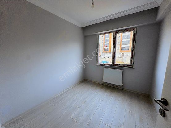 Tosya Yolunda Pazara Yakın Fırsat 2+1 Daire