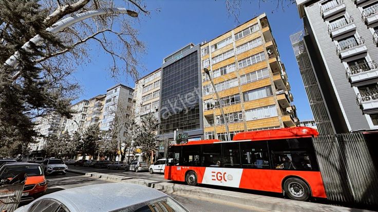 Çankaya Gmk Bulvarı'nda Satılık Komple Bina-yurt-otel