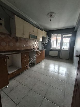 Çamlıca Mahallesinde 2+1 Satılık Daire