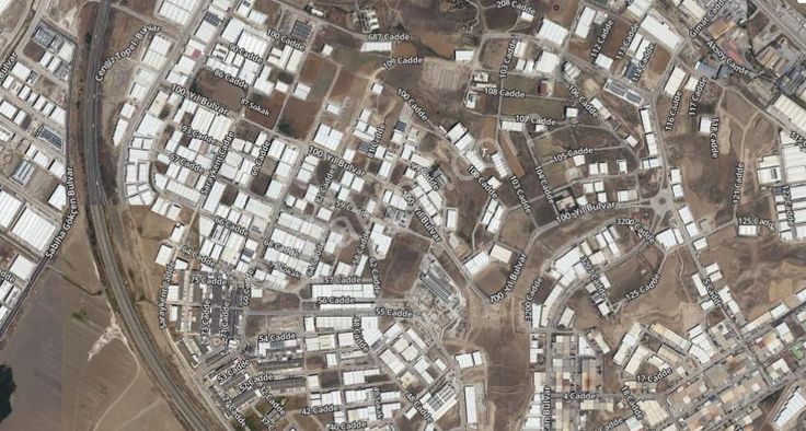 Saraykent İçinde - Köşe Parsel Etrafı Fabrika - Tek Tapu