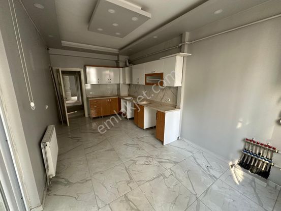 Amazon'dan Tekerek'te Ökkaş Gümüşer Ortaokulu Yanı Fırsat 4+1!!!