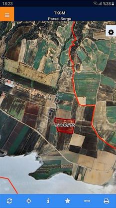 Karaömerli Göl Manzaralı Etrafı Çevrili