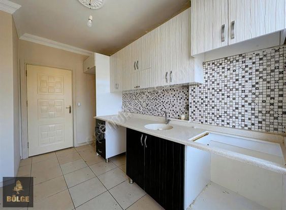 Bölge'den Kıyıboyu Toki Civarı Cazip 2+1 Kapalı Mutfak !!!