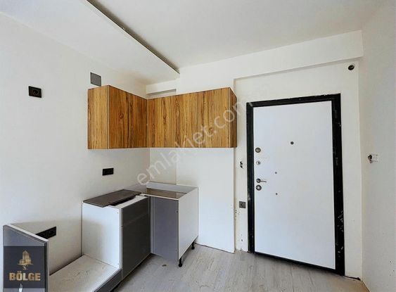 Bölge'den ~~ 100.yıl Diş Hastanesi Civarı Sıfır Cazip 2+1