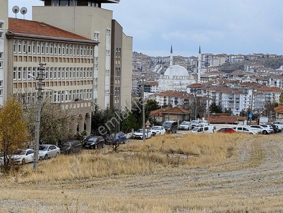 Keskin'den Okul Yakını Ara Kat Asansörlü 3+1 Daire