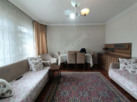 Emaks'tan/dikmen Cad.üzeri/29 Mayıs Hast.yakını/eşyalı/katta/3+1