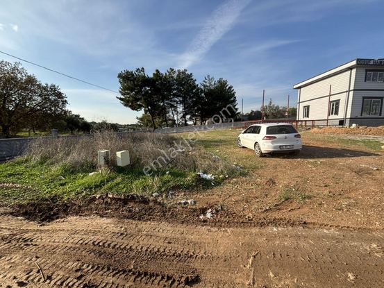 İzmir Buca Kaynaklar Gölet Yakını Site İçerisinde Satılık Arazi