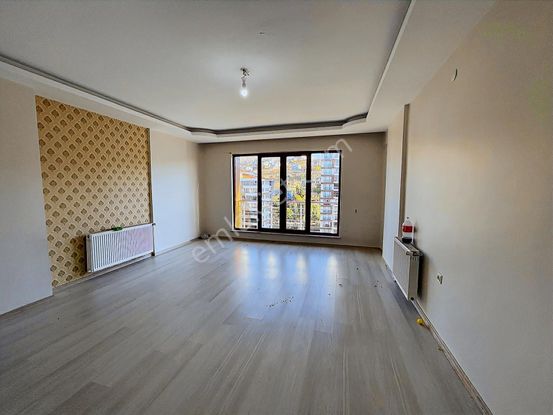 Coldwell Banker'den Tecde Başakşehir 7 Sitesi'nde Kiralık Daire