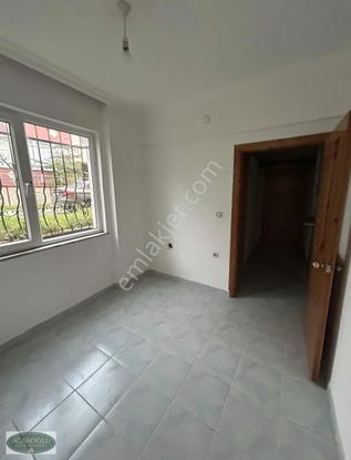 Karasu Yalı Mh 2+1 Bahçe Katı Geniş Balkonlu Denize 100m