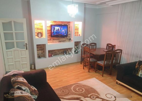 Tepe Mahallede Geniş Masrafsız 2+1 Ara Kat
