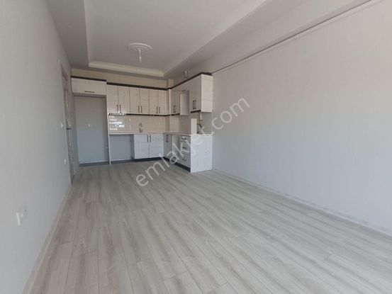 Sancak Emlaktan Gomecte 3+1 Luks Acik Mutfak Daire....