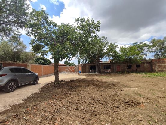 Karacabey Dağkadı Köyü Satılık Müstakil Ev 2011m2 Bahçe Yht 2 Km