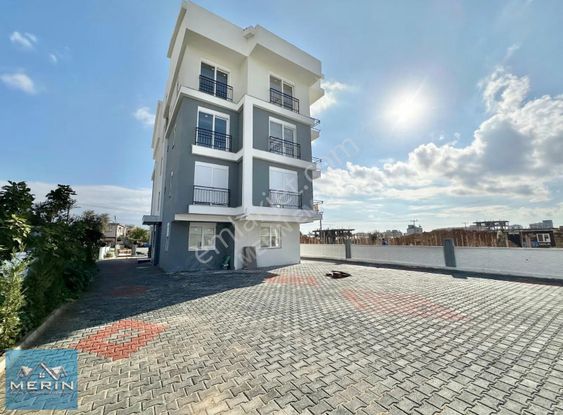 Demirel'de Satılık 2+1 Sıfır Asansörlü Giriş Kat Daire