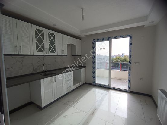 Sancak Emlaktan Ayvalık Altınova Mahallesinde Satılık Daire