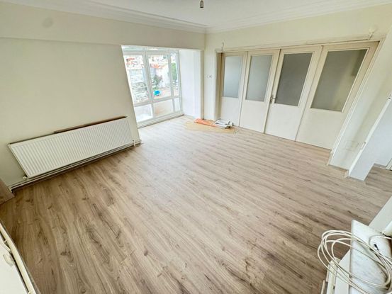 ▇ Edremit'te Camivasat Mah. 3+1 Önü Açık Geniş Kullanımlı Daire