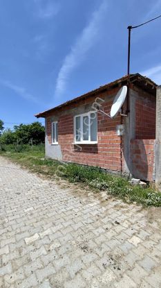 İnceoğlundan Güller'de 569m2 Arsa İçerisinde Satılık Köy Evi