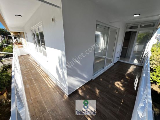 Denizden Akçayda Öncephe Muhteşem Lokasyonda Masrafsız Satılık 2+1 Daire.