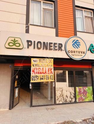 Sırrın Mahallesinde Süper Köşe Başı Dükkan Çözüm Emlak'ta