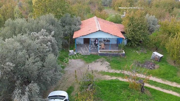 Merkezde İçinde Evi Olan Müstakil Bahçe