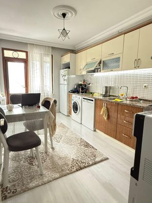 Elmastan Satılık Mükemmel Konum Geniş 3+1 Daire