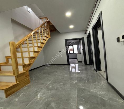 Serdaroğlundan Tepe Bölgesi 3+2 Sıfır Dubleks Daire Uygun Fiyat!!