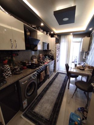 Fazelden Tramvaya Yürüme Mesafesinde Asansörlü İskanlı 2+1