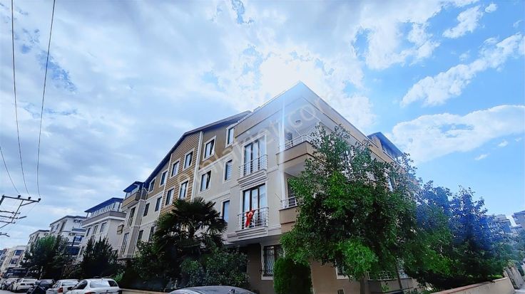 Çiftlikköy Mehmetakif 6+1 Dubleks Yeni Binada Asansörlü 350m2