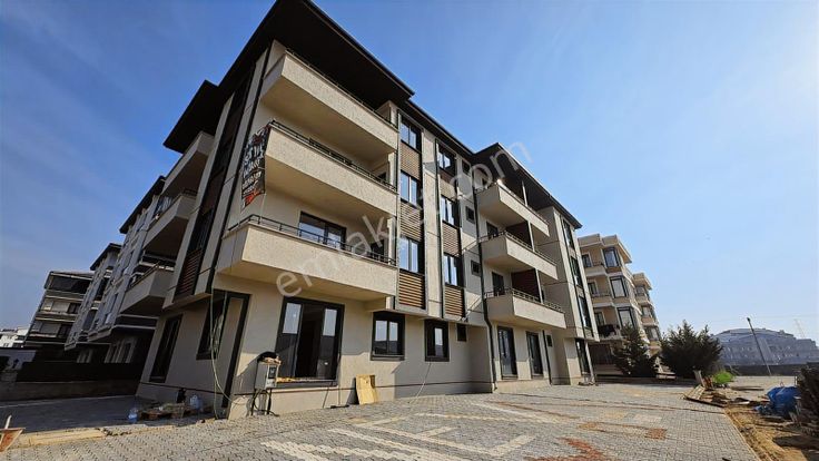 Neva Gyo Güvencesiyle Lüks 2+1 Daire Çiftlikköy İtfaiye Arksi