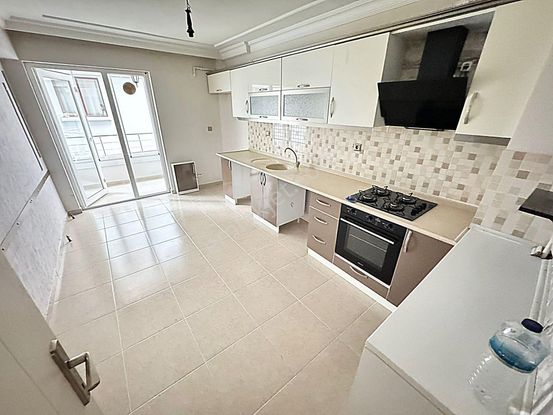 Keçiören Atapark Cad Üzerinde Y.giriş Altı Daire Asansörlü Kök Tapu Daire