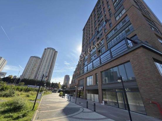 Kaçmaz Emlak'tan Otto Ataşehir Merkezde Yüksek Kat 2+1