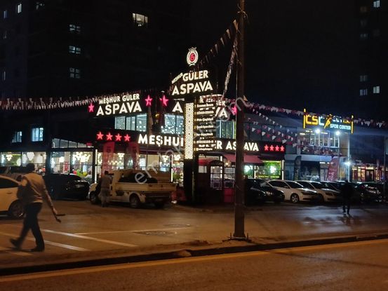 Ahi Mesutta Çok Acil Satılık *kiracılı* Ticari Dükkan