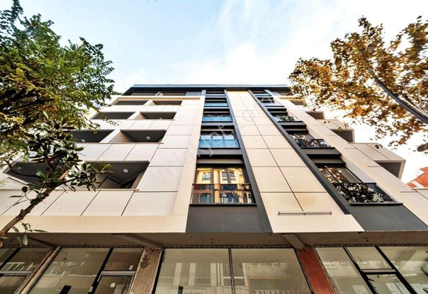 Weal World' Den Siyavuşpaşa E5 Yakını, 3+1, Arakat, Köşe Sıfır Daire ...