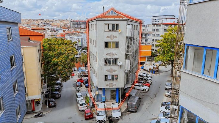 Komple Bina - Kısa Süre Amortismanlı, Ticari Ruhsatlı, Köşebaşı