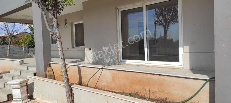 Havalimanı Yolu Ticari Arsa 1110.m2 Altınova Bulvarına 50.mt