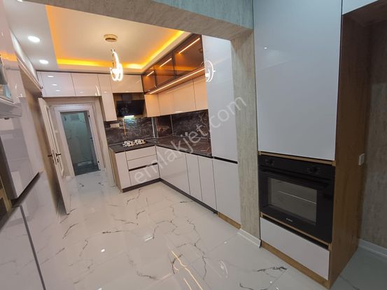 Sincan Akşşemsettin Mh De 3+1 Ara Kat Full Yapılı Daire